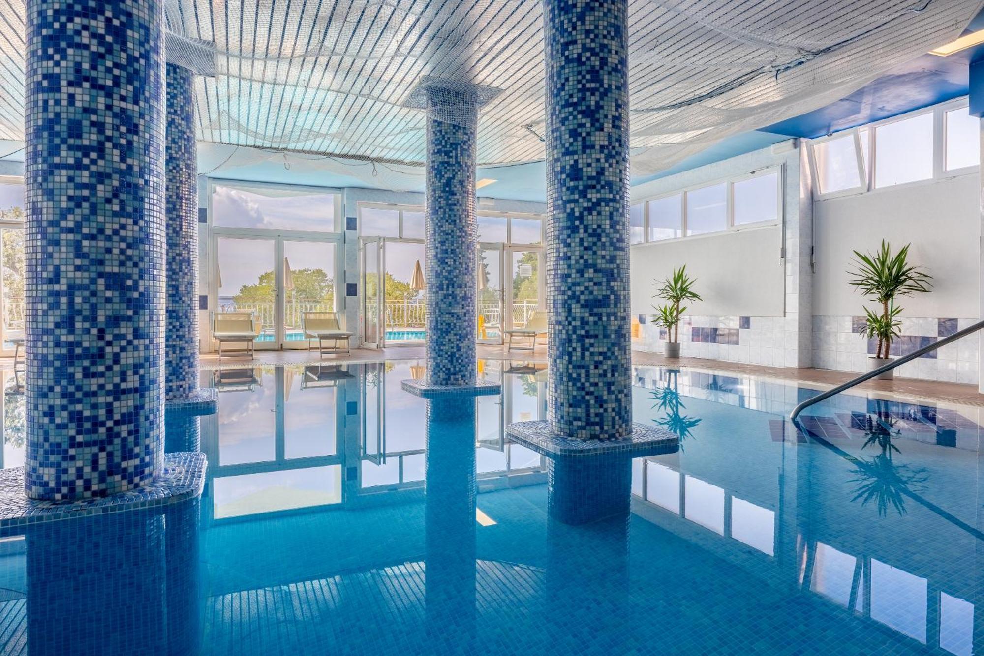 קריקווניצה Mediteran Maradiso Hotel By Aminess מראה חיצוני תמונה